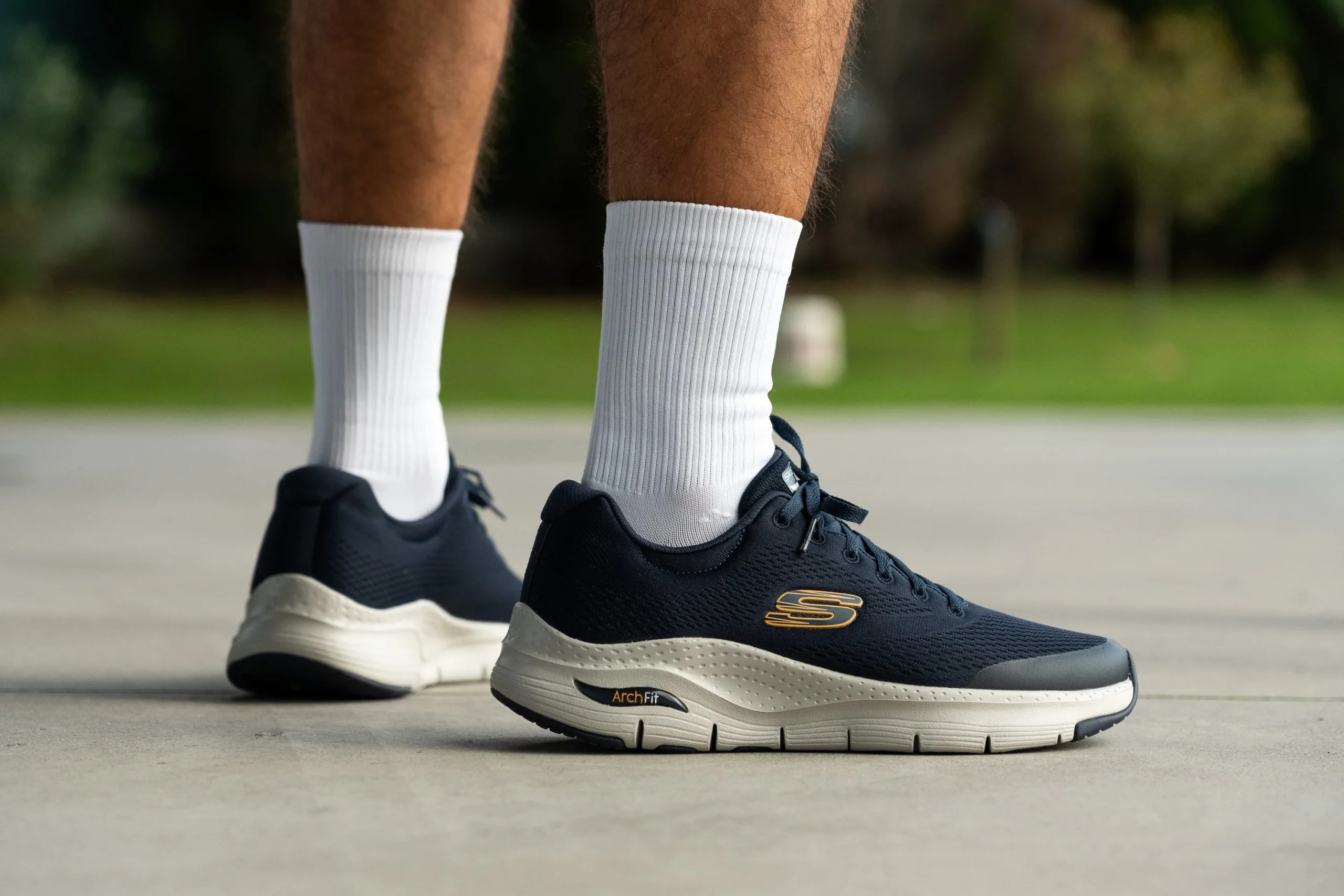 SKECHERS